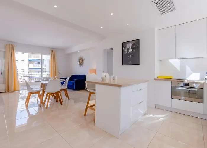 2br 3 Min From The Center & The Croisette Daire