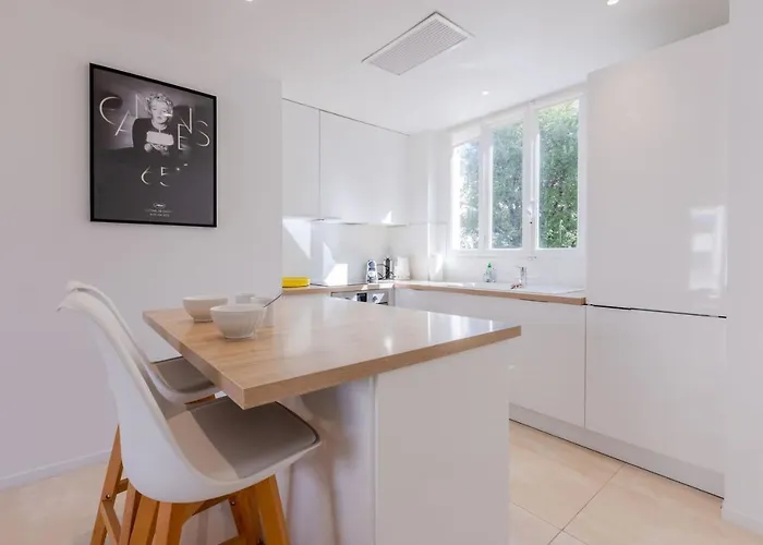 2br 3 Min From The Center & The Croisette Cannes