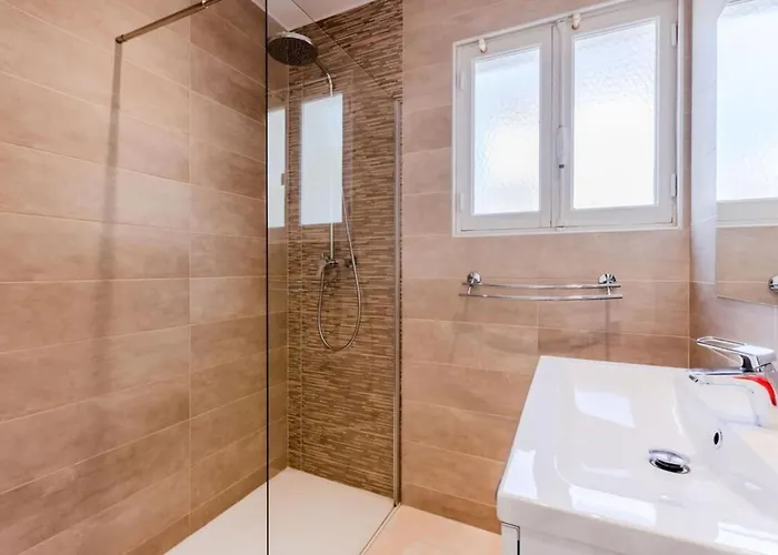 Daire 2br 3 Min From The Center & The Croisette