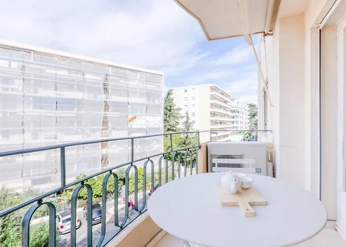 Daire 2br 3 Min From The Center & The Croisette *