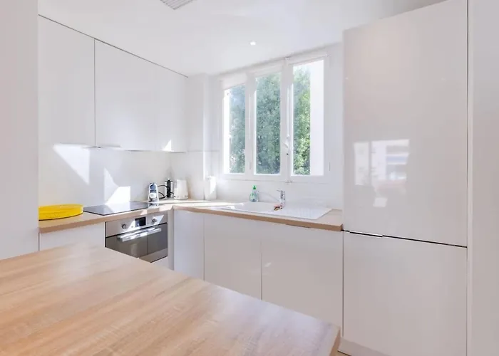 Daire 2br 3 Min From The Center & The Croisette Cannes