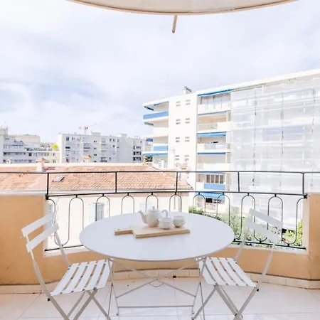 2br 3 Min From The Center & The Croisette Apartament Cannes
